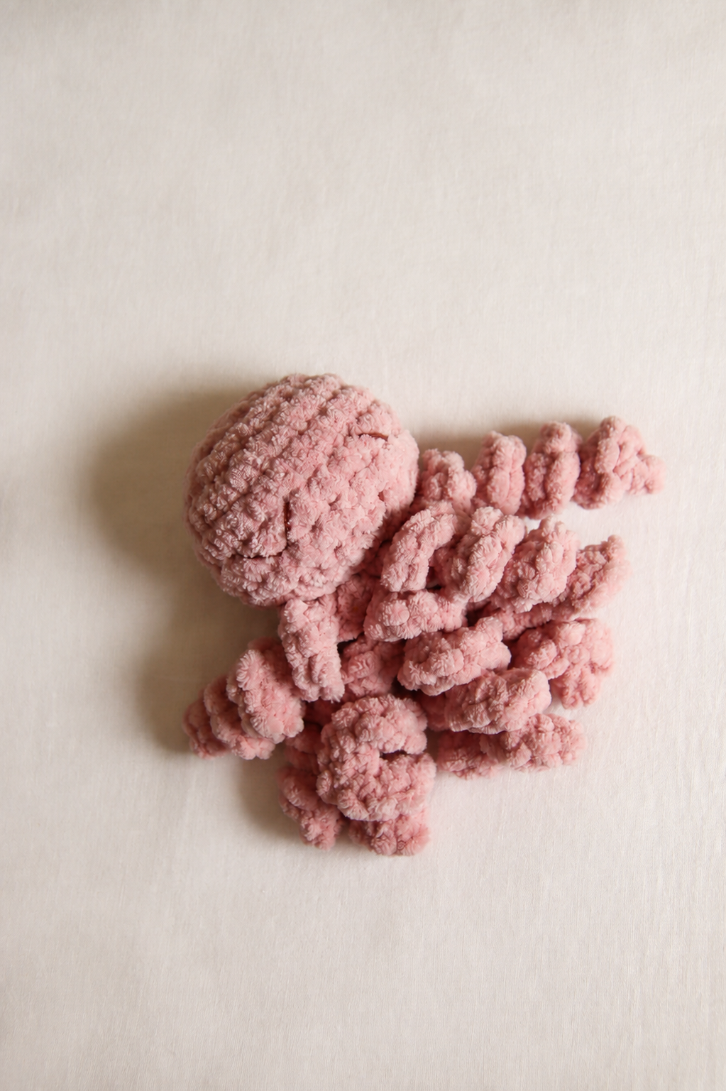 Mini Ollie The Calming Octopus BLUSH