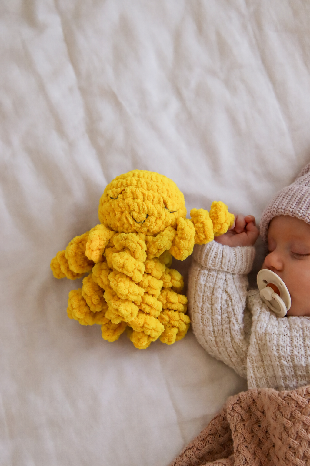 Mini Sunshine Ollie the Calming Octopus LEMON