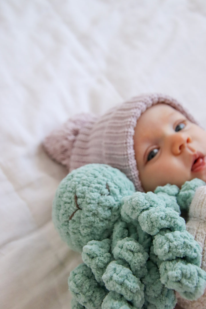 Mini Ollie The Calming Octopus SEAFOAM