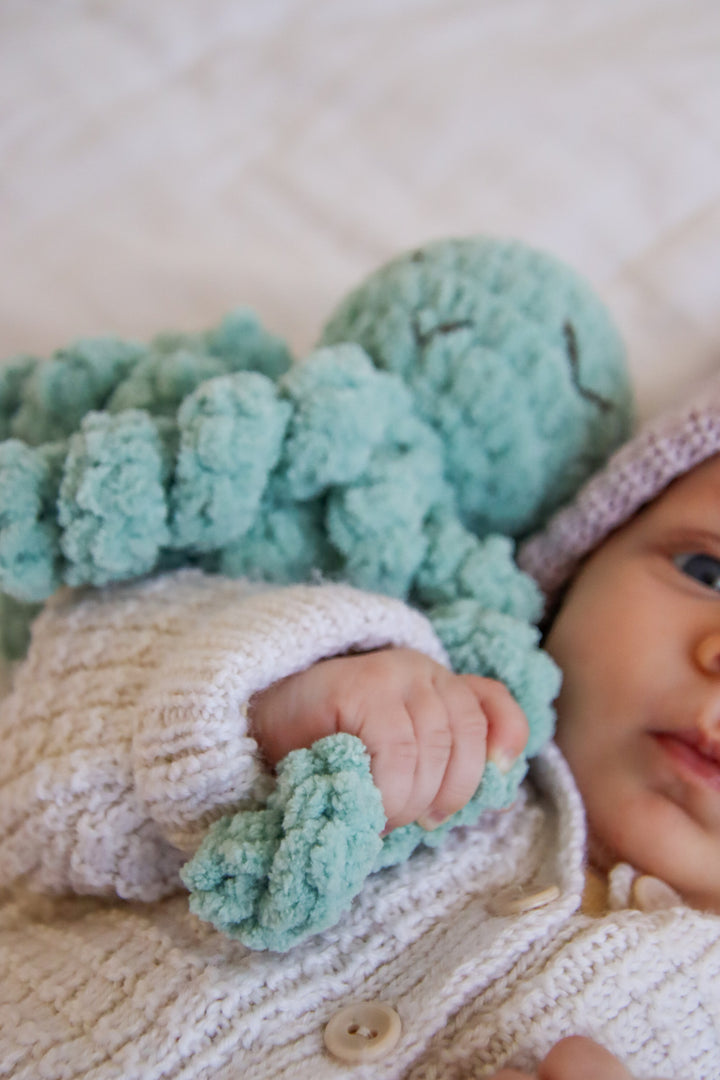 Mini Ollie The Calming Octopus SEAFOAM