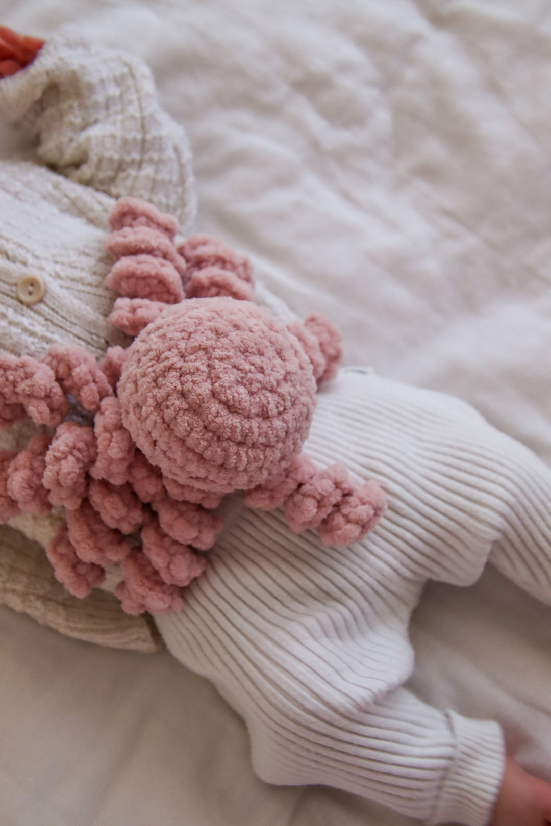 Mini Ollie The Calming Octopus BLUSH
