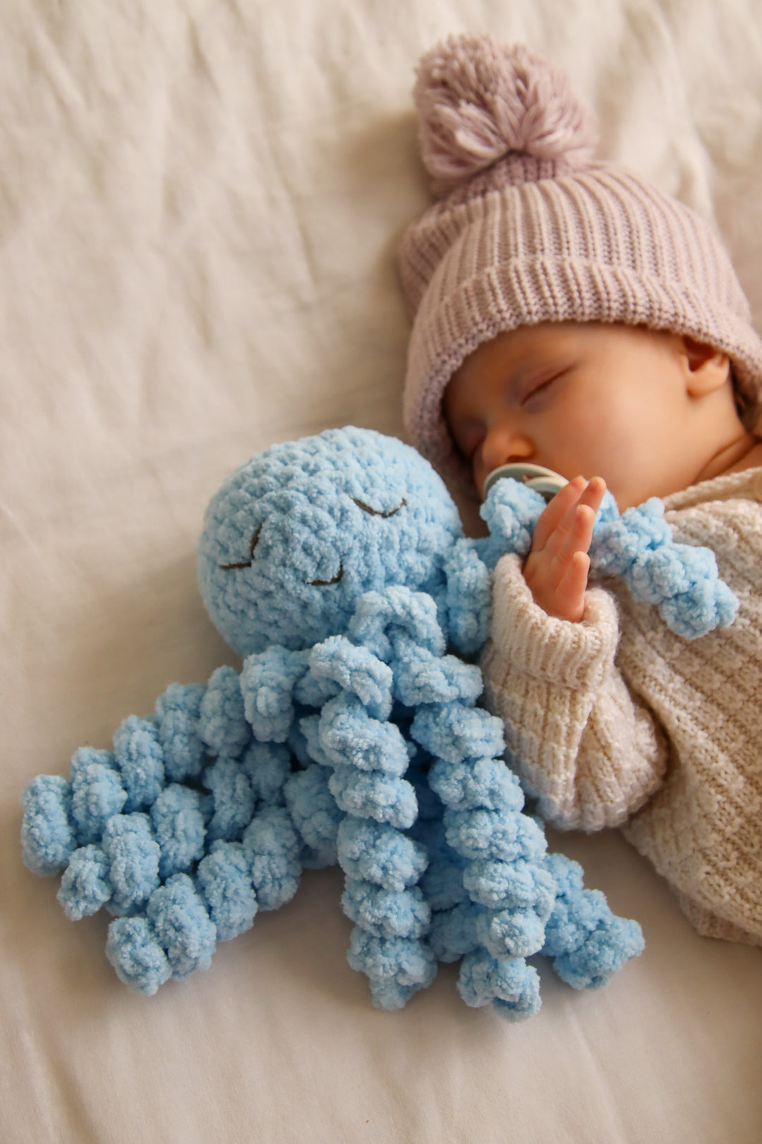 Ollie The Calming Octopus LIGHT BLUE