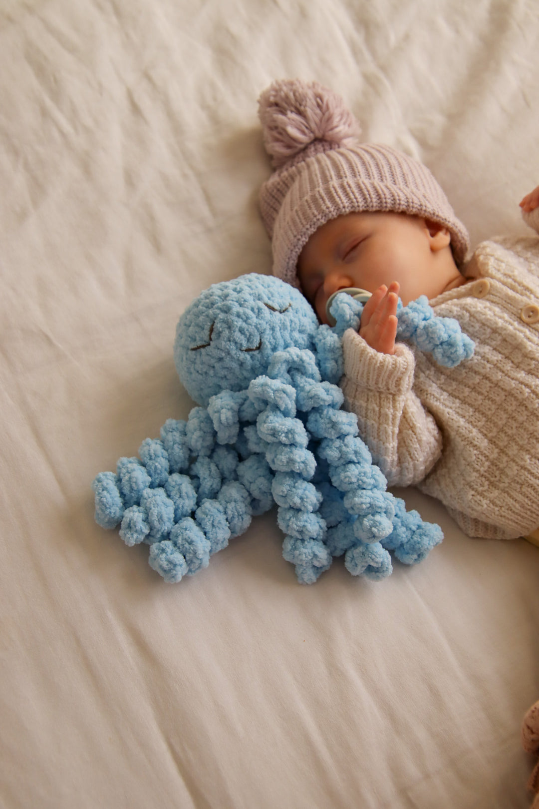Ollie The Calming Octopus LIGHT BLUE