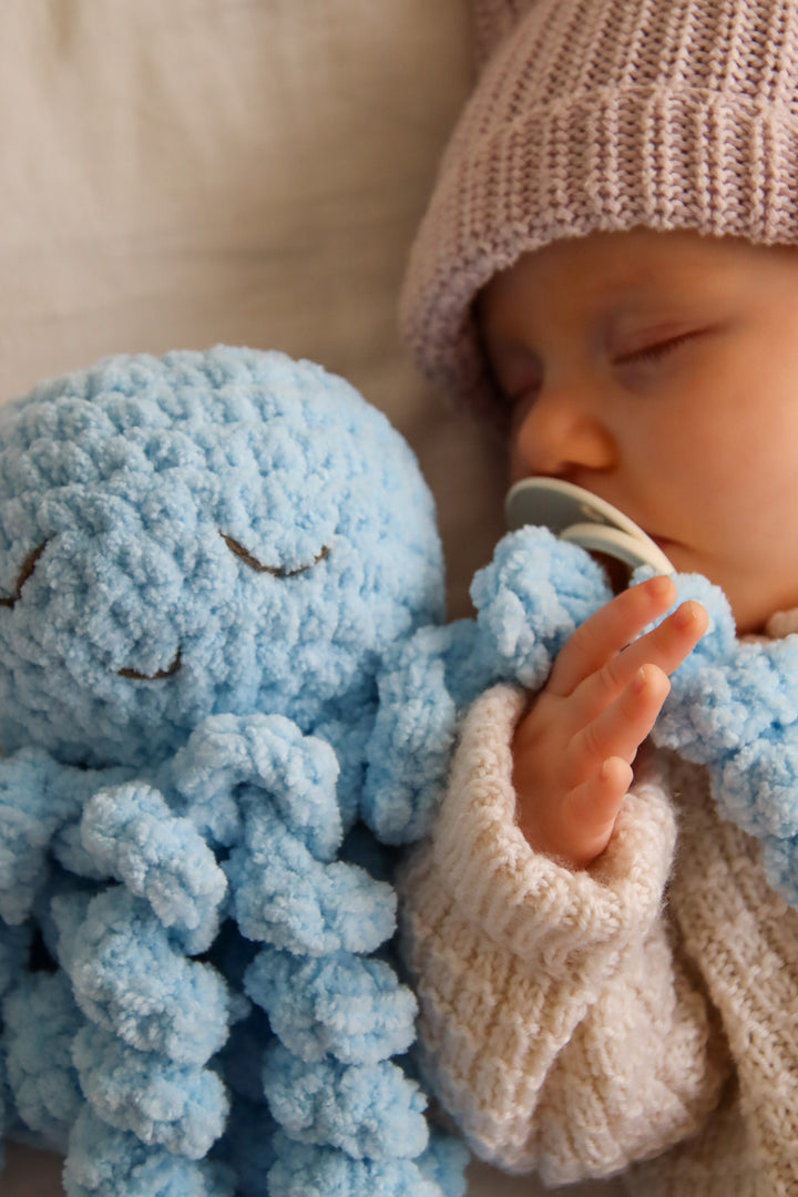 Ollie The Calming Octopus LIGHT BLUE