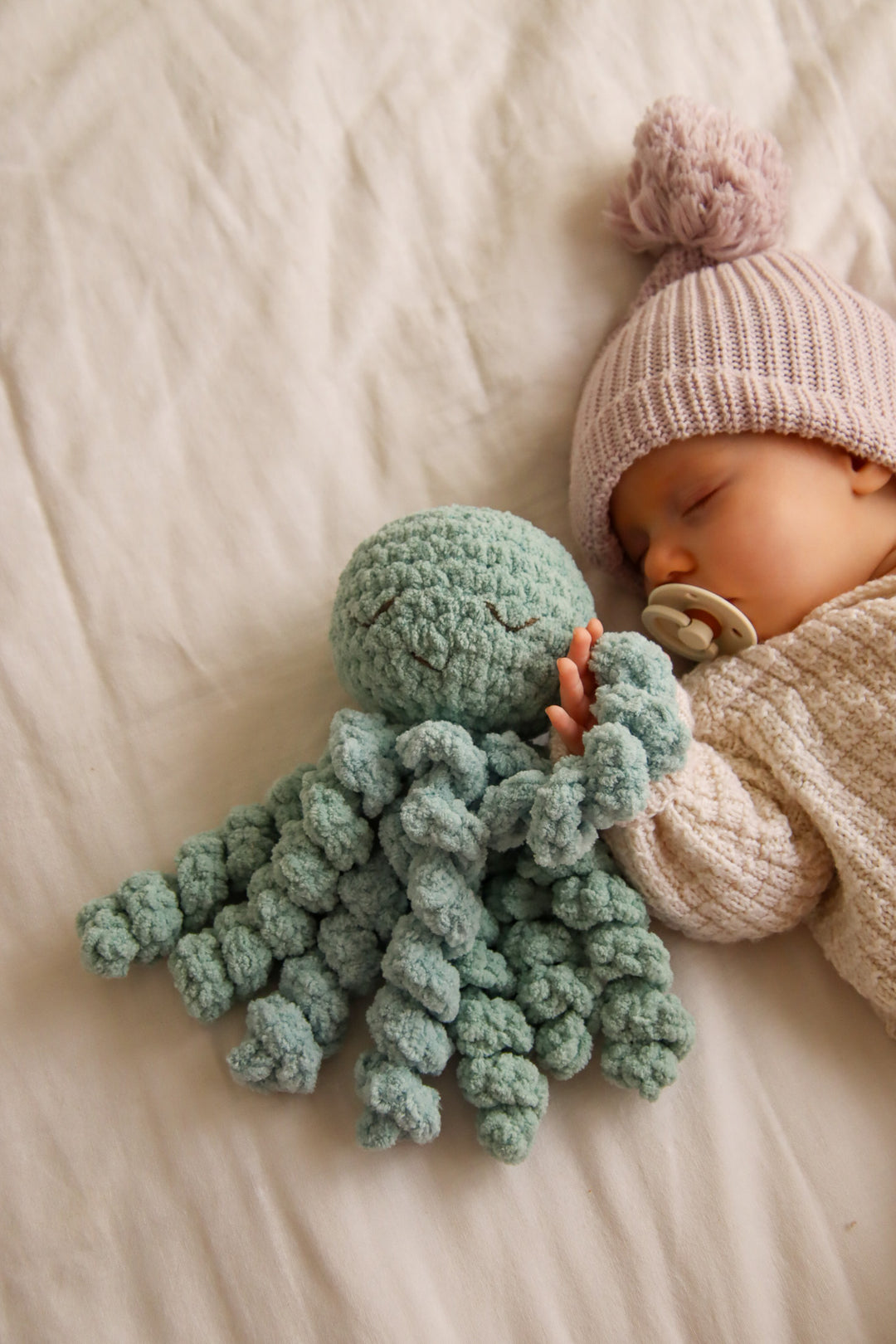 Ollie The Calming Octopus SEAFOAM