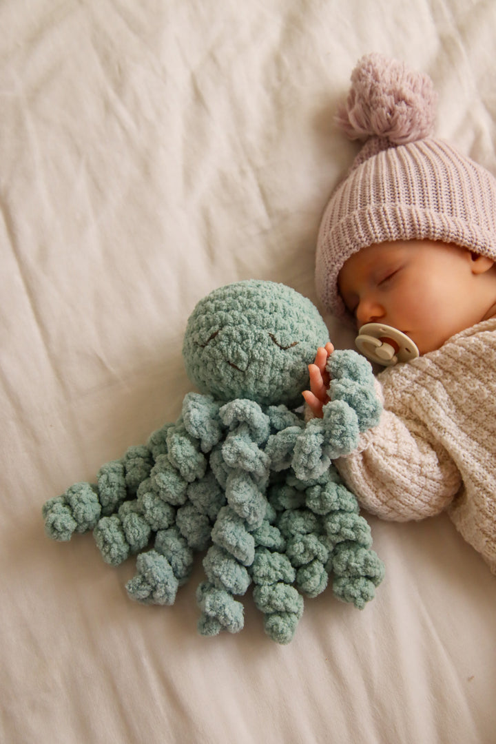 Ollie The Calming Octopus SEAFOAM
