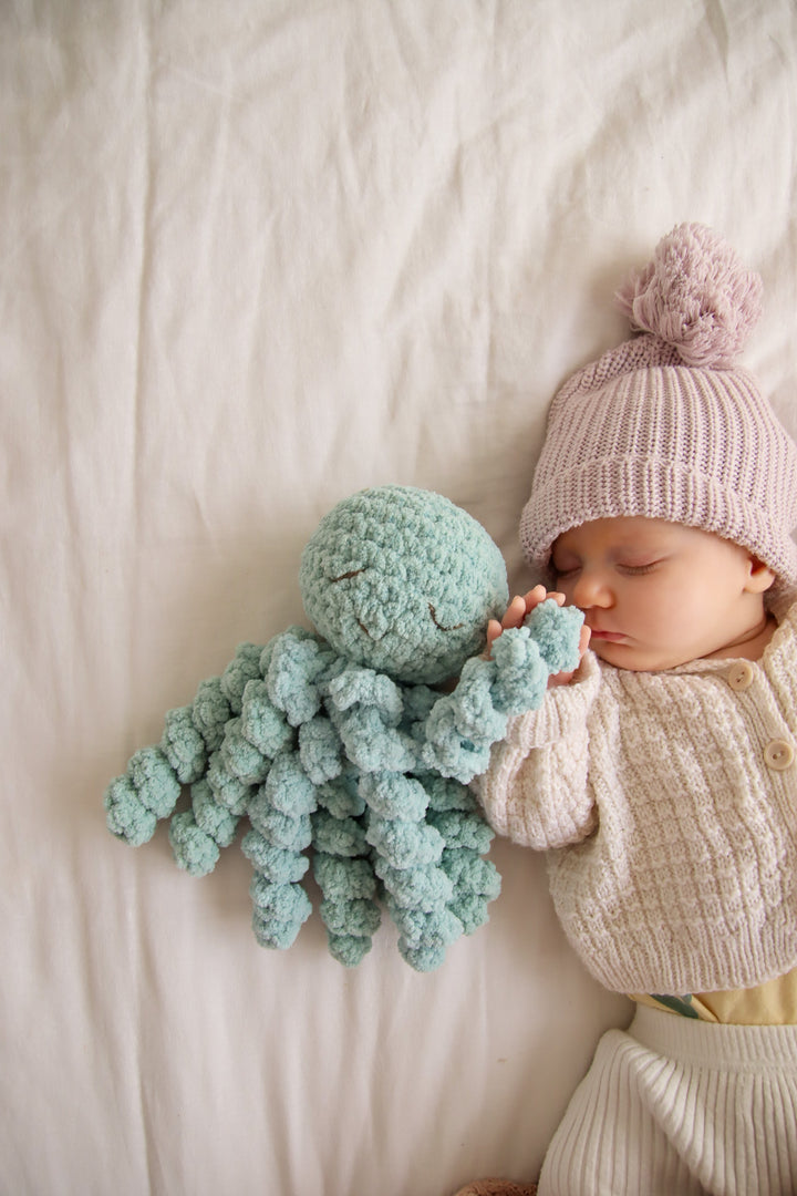 Ollie The Calming Octopus SEAFOAM