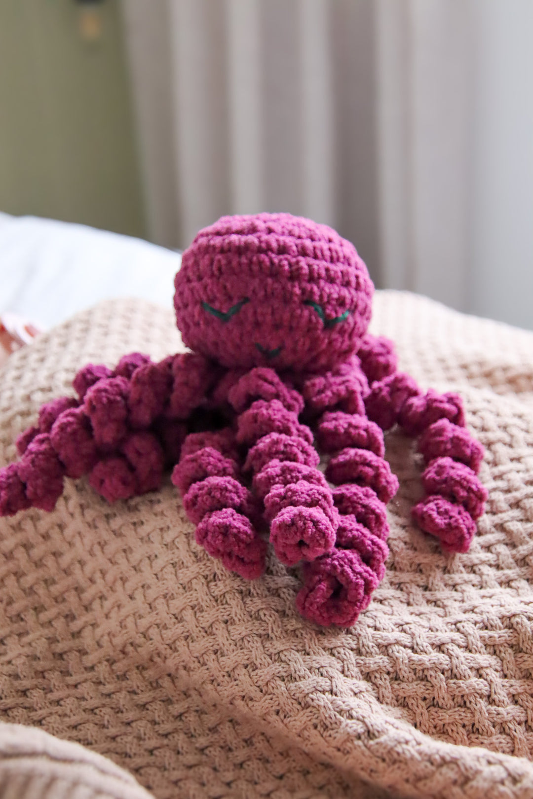Ollie The Calming Octopus ORCHID