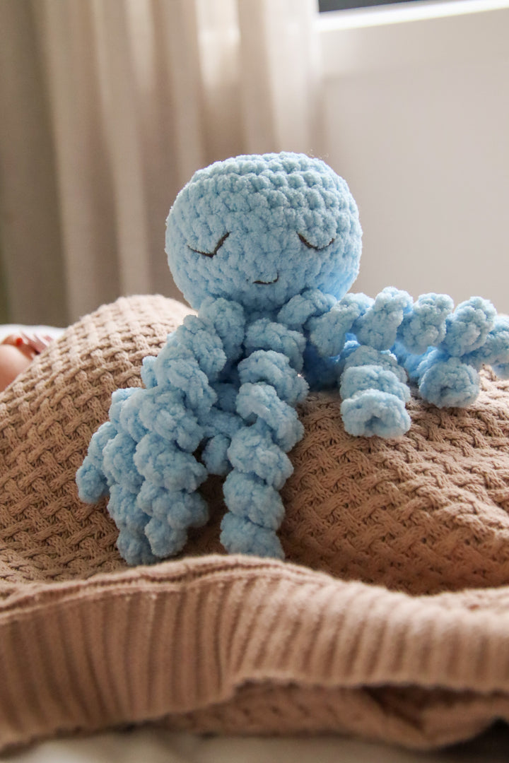 Ollie The Calming Octopus LIGHT BLUE