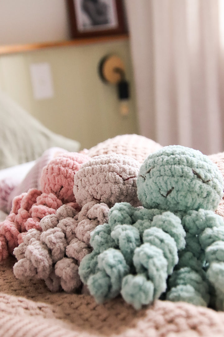 Mini Ollie The Calming Octopus SAGE