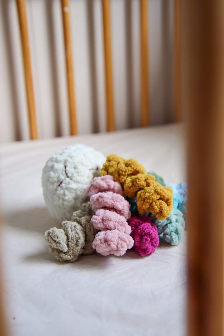 handmade NICU octopus for rainbow babies or for mums who have had miscarriages or lost babies during pregnancy, or had a stillbirth. 