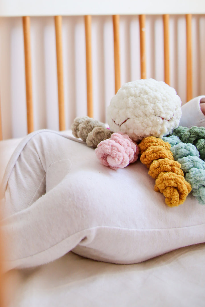 handmade NICU octopus for rainbow babies or for mums who have had miscarriages or lost babies during pregnancy, or had a stillbirth. 